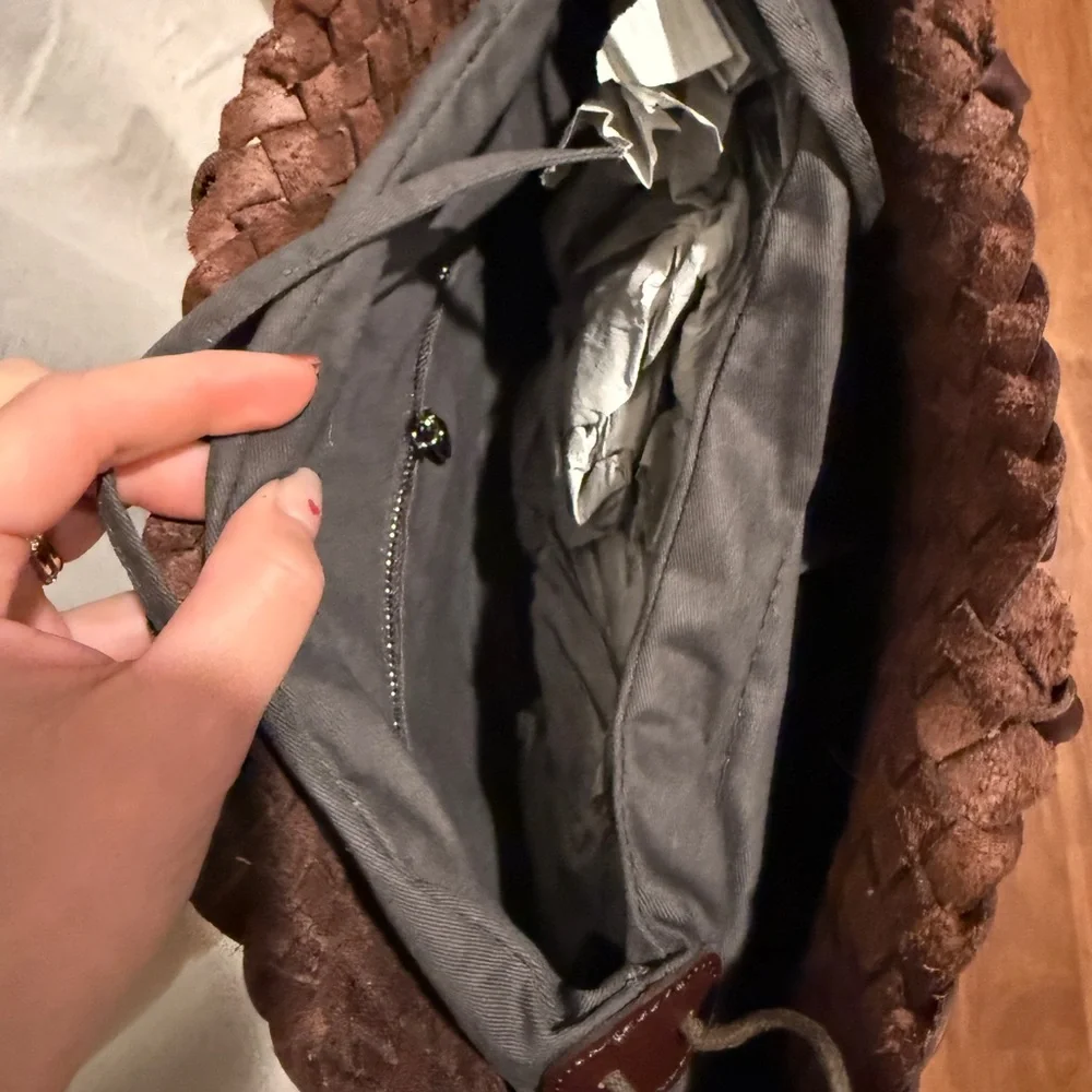 100% Leather Woven Tote - Picture 3 of 6